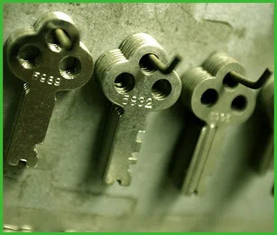 Atlantic Locksmith Store Long Beach, CA 562-274-0800 - 3-Locksmith-key-service